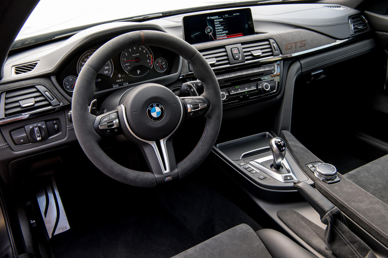 Illustration for article titled Which BMW Performance Car Had The Best Interior?